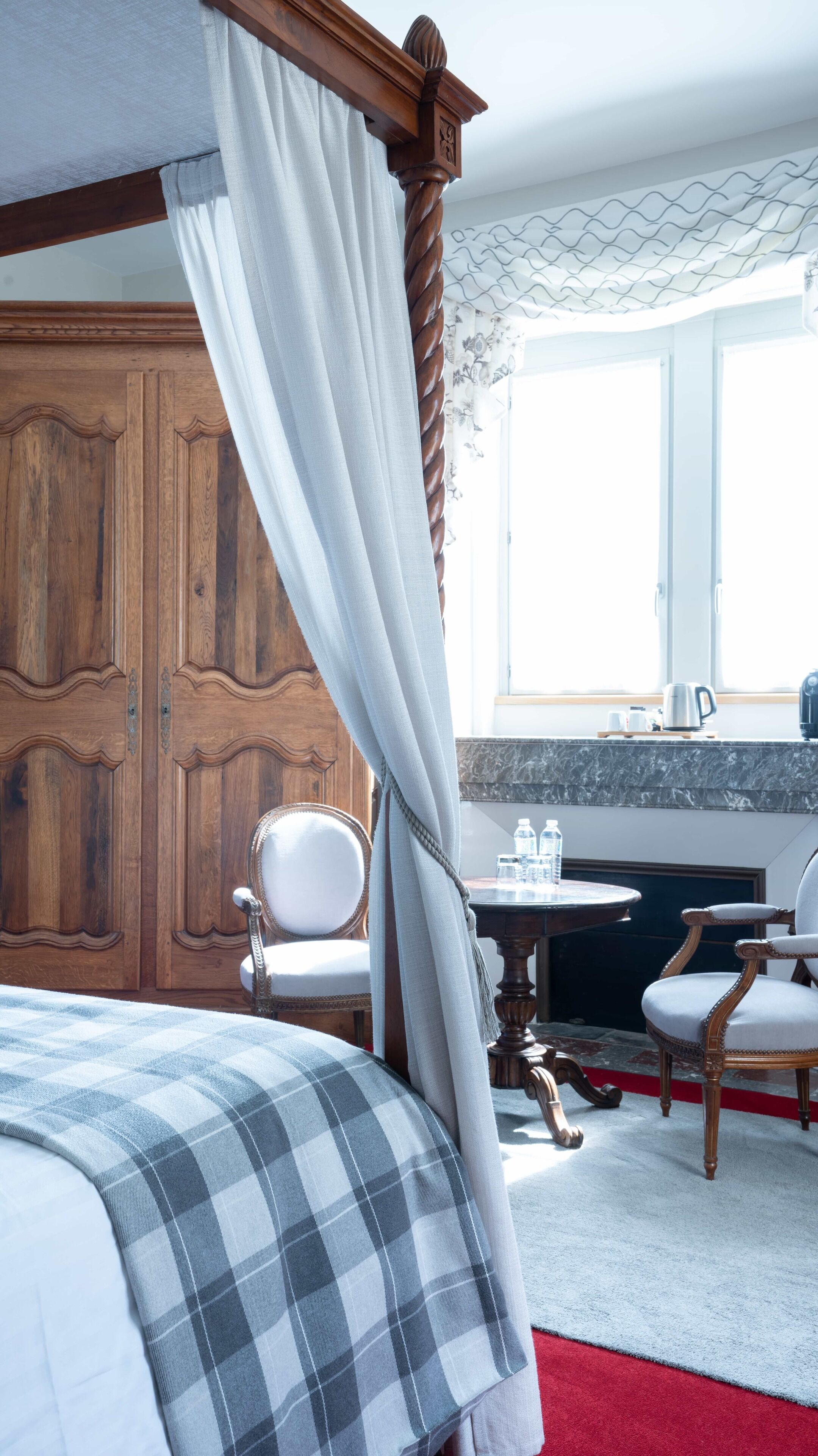 luxury double room, 1 queen bed | premium bedding, minibar, individually decorated, individually furnished