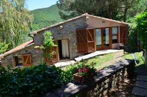 Apartment, 2 Bedrooms | Exterior