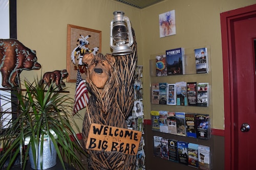 Big Bear Motel