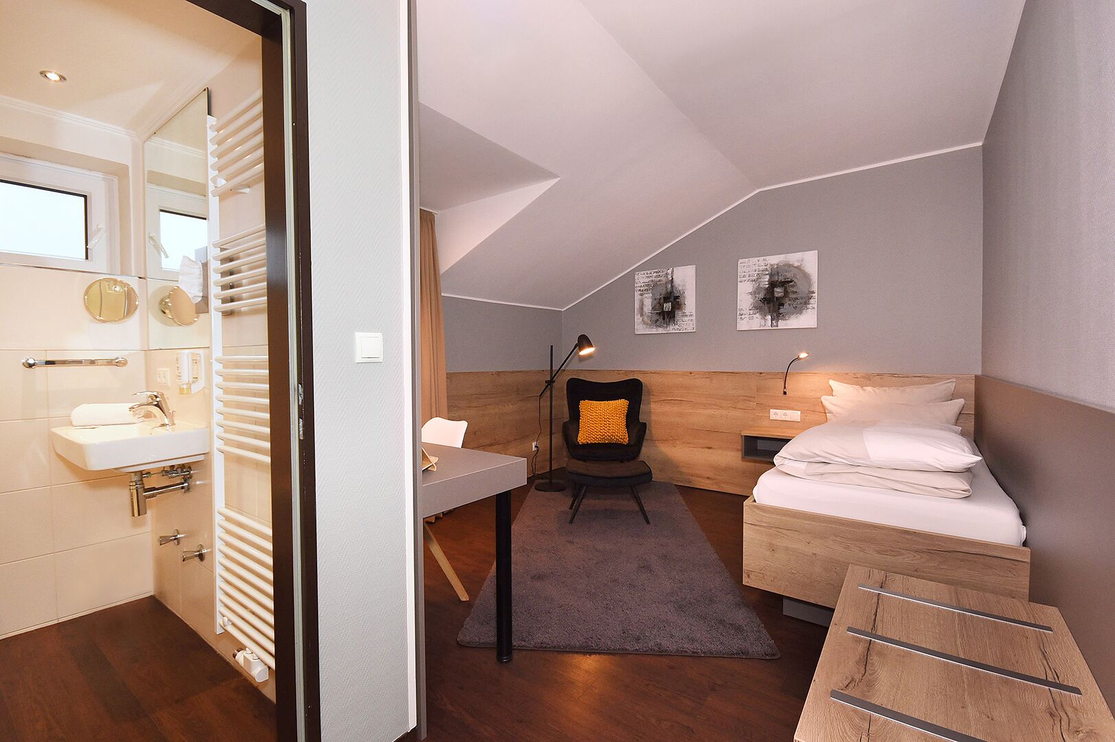 single room | 1 bedroom, premium bedding, down duvets, in-room safe