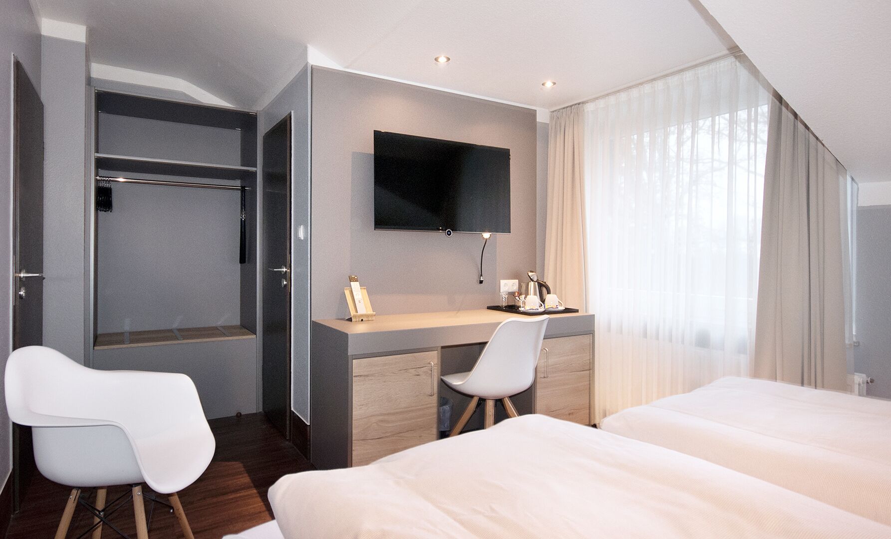 classic double or twin room | 1 bedroom, premium bedding, down duvets, in-room safe