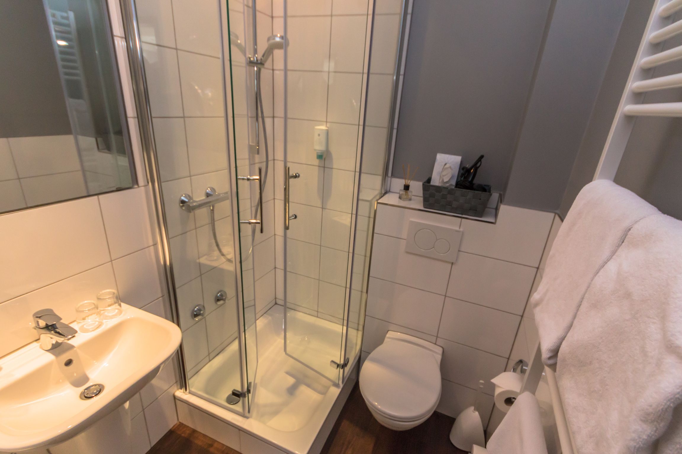 classic double or twin room | bathroom | shower, free toiletries, hair dryer, towels