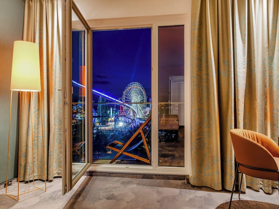 Premium bedding, soundproofing, free WiFi, bed sheets