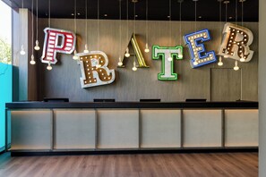 Reception - Motel One Wien-Prater (Vienna)