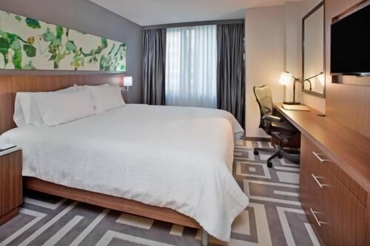 In-room safe, desk, laptop workspace, iron/ironing board