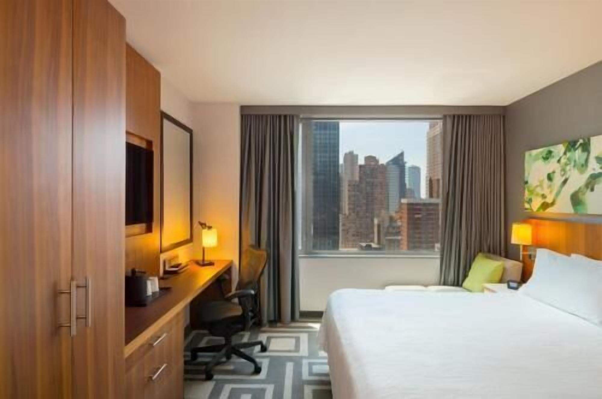 In-room safe, desk, laptop workspace, iron/ironing board