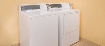 Americas Best Value Inn & Suites Livingston