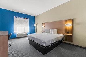 Kamer, 1 kingsize bed, niet-roken | Luxe beddengoed, individueel gemeubileerd, een bureau