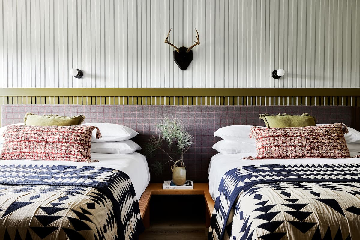 pillow-top beds, desk, free wifi, bed sheets