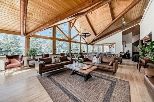 Canmore Rocky Mountain Inn