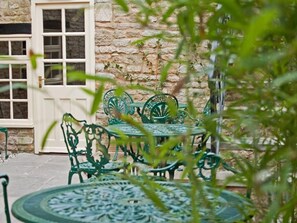 Garden - The Blenheim Buttery (Woodstock)