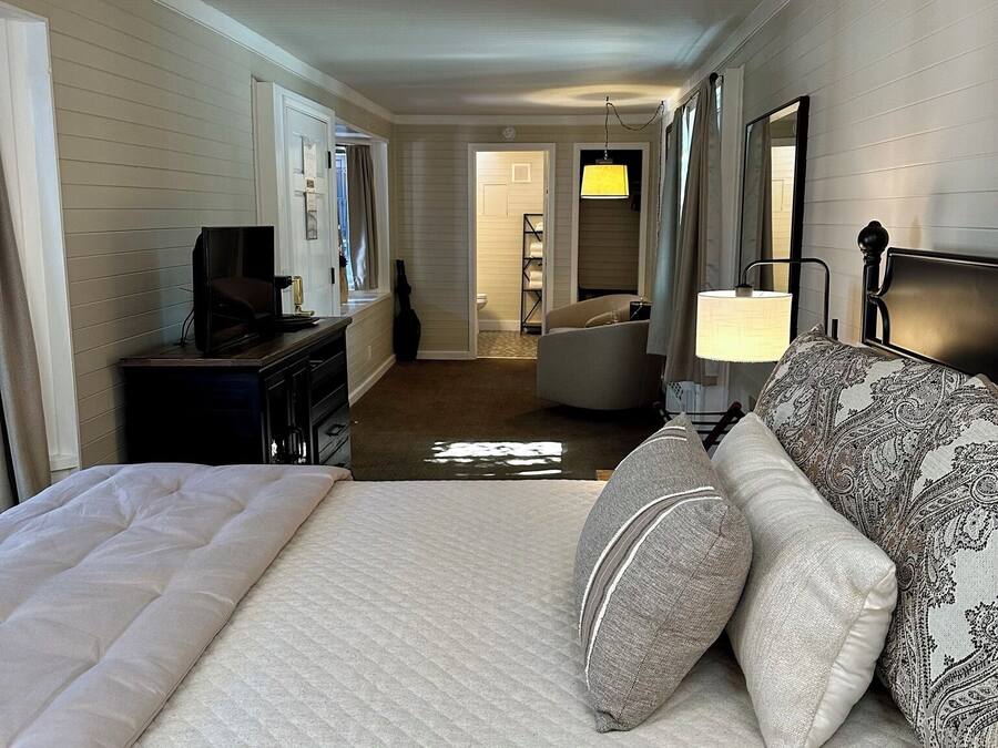 Literie de qualité supérieure, surmatelas, décoration personnalisée