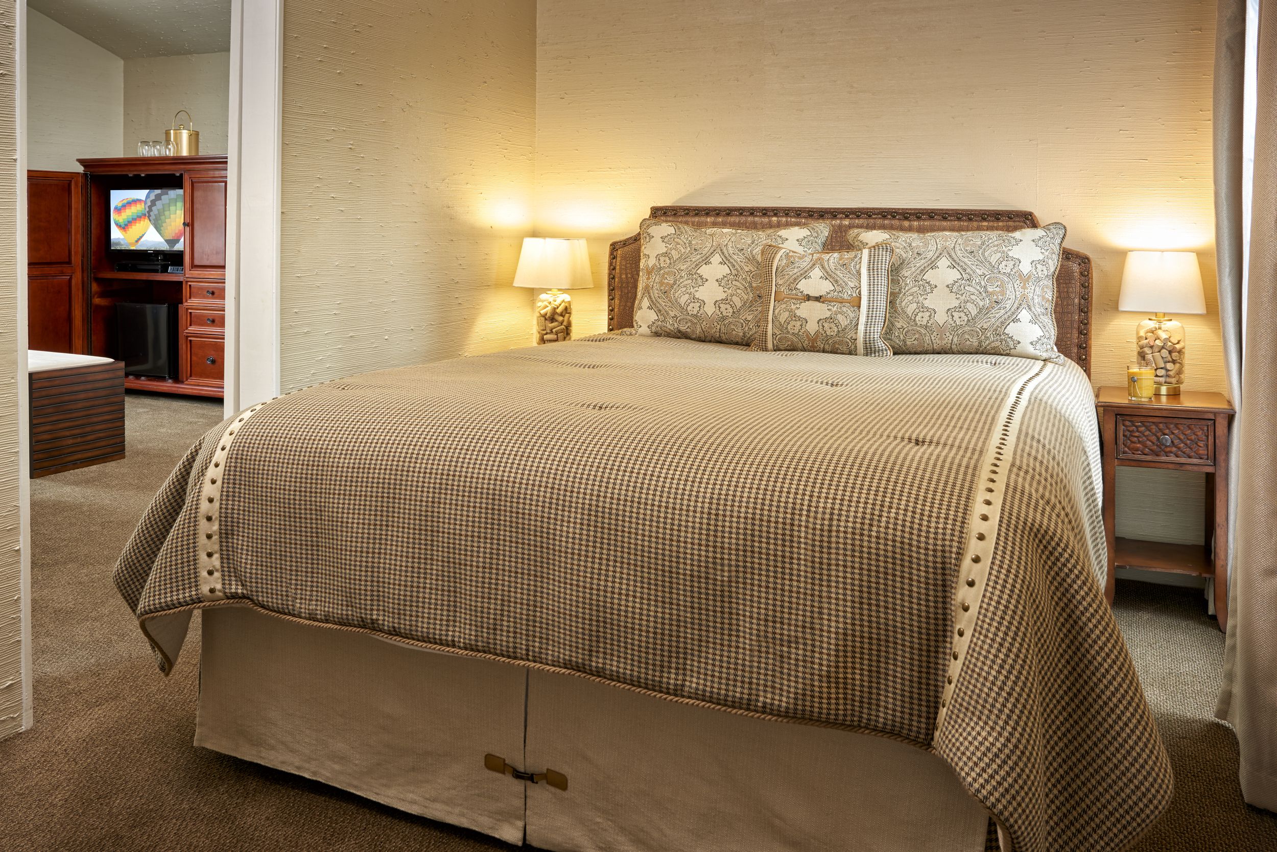 suite, 2 bedrooms, shared bathroom | premium bedding, pillow-top beds, individually decorated