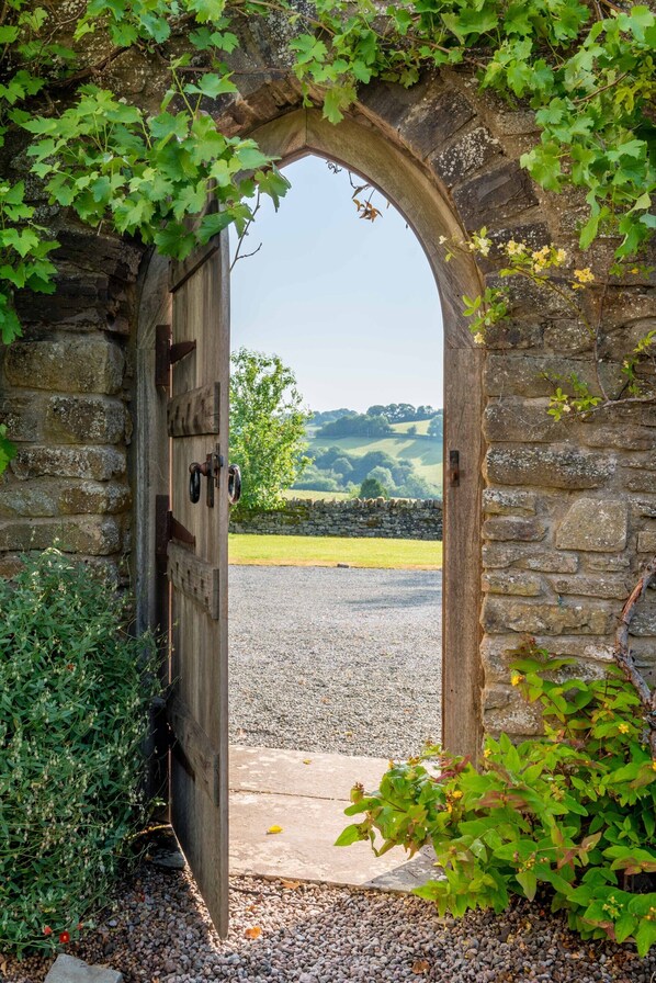 Superior Quadruple Room, Ensuite (The Hayloft - 4 Persons) | Exterior - Alltybrain Farm Cottages and B&B (Brecon)