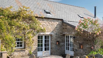 Cottage, Accessible, Ensuite (Duck - 2 Persons) | Terrace/patio