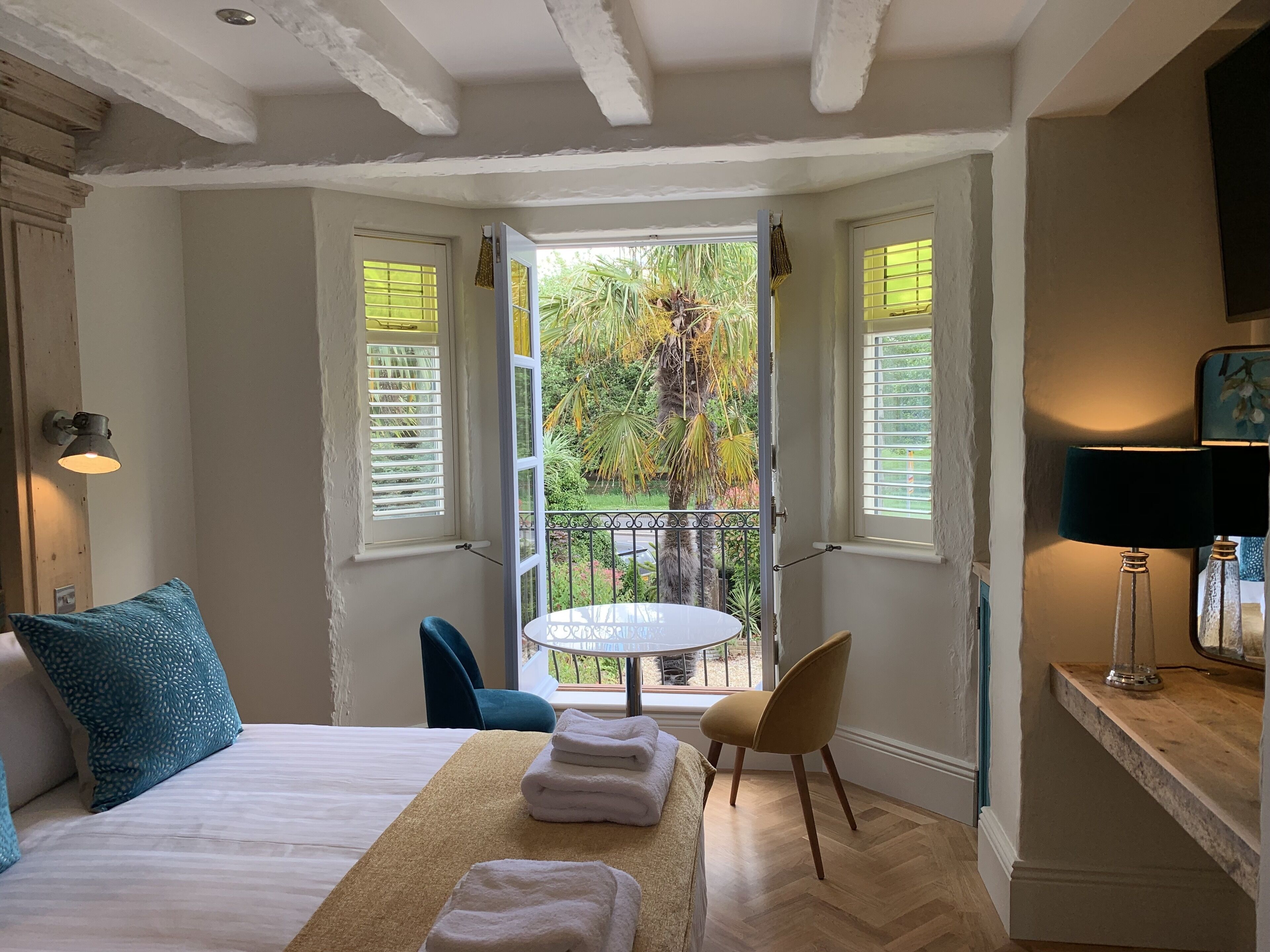 Deluxe Suite, Ensuite, Garden View (High Five )