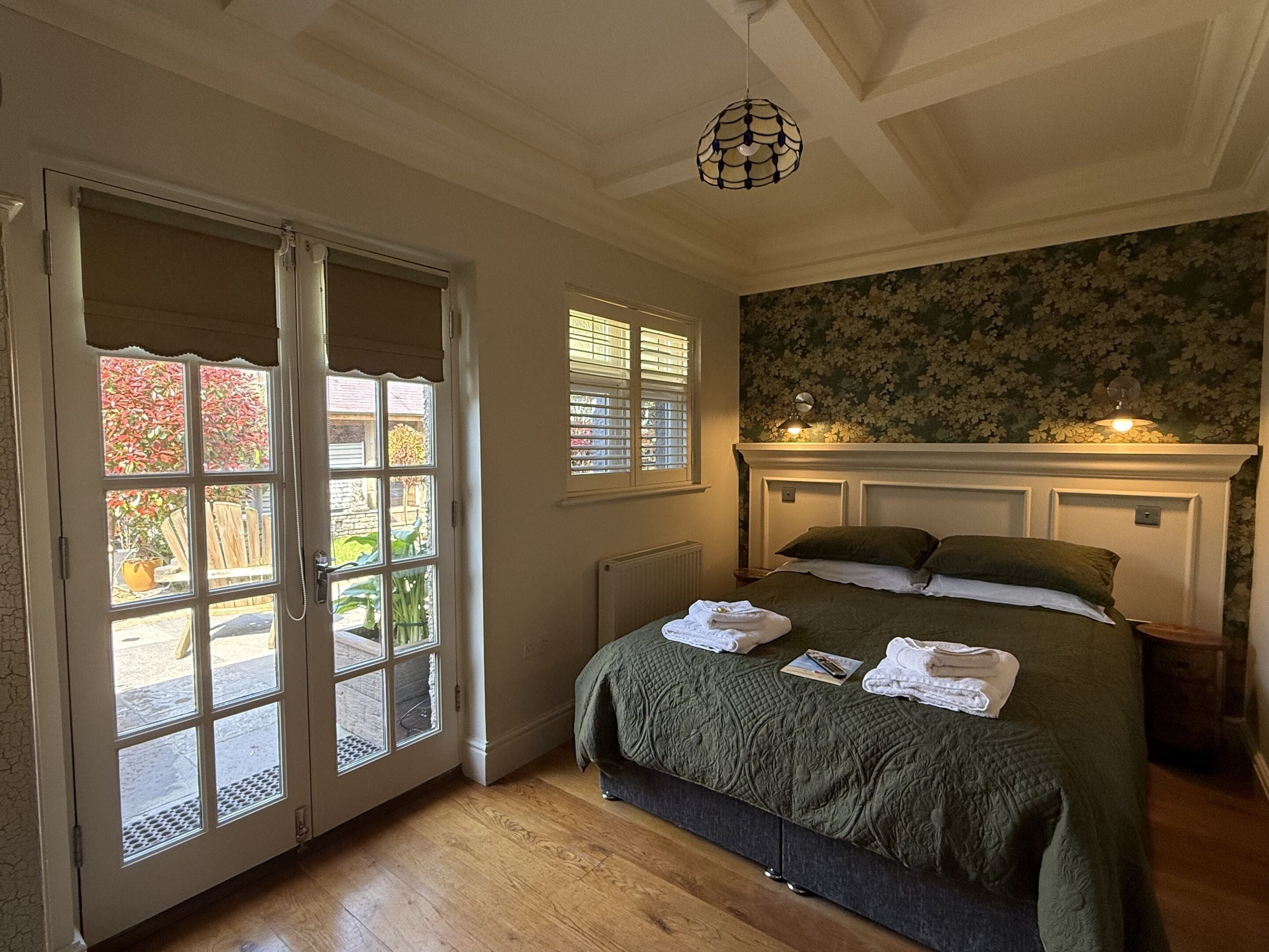 Quarto casal ou duplo clássico, suíte, vista para o jardim (1)