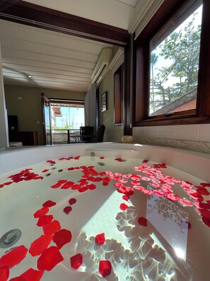 Suite, bain à remous (Master Anexo) | Salle de bain