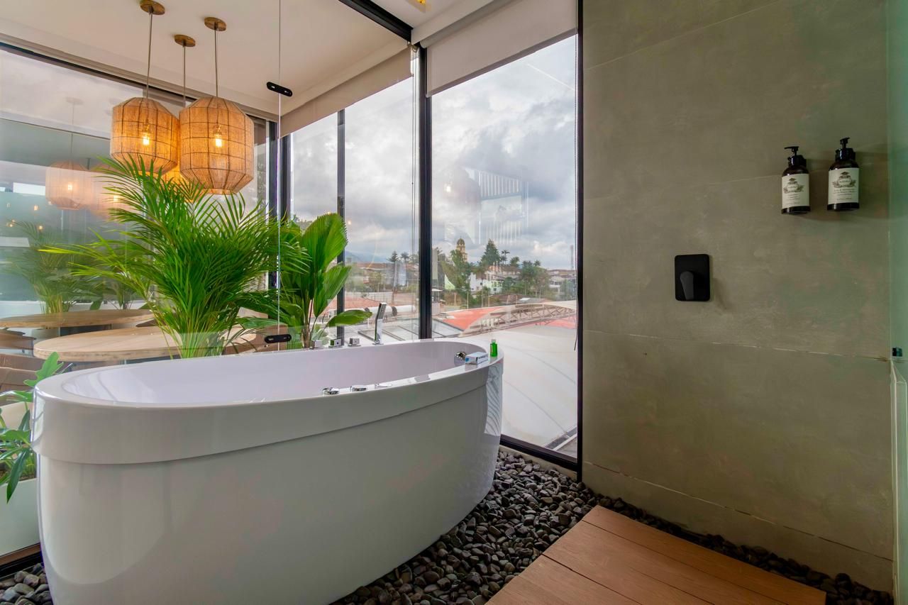 Suite, City View | Private spa tub