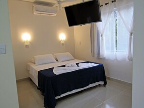 Comfort Loft, 1 Bedroom, Kitchenette, Mountain View | Room amenity