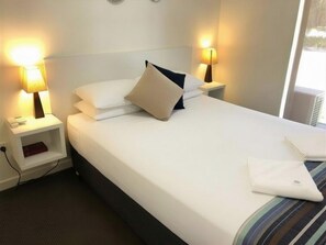 Deluxe Queen Room  - Yamba Motor Inn (Yamba)