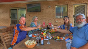 Dining - Yamba Motor Inn (Yamba)