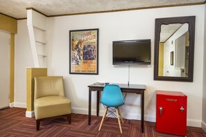 Blackout drapes, cribs/infant beds, free WiFi - Aiken's Lodge (Kanab)