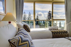 1 chambre, fer et planche à repasser, accès au Wi-Fi (inclus)