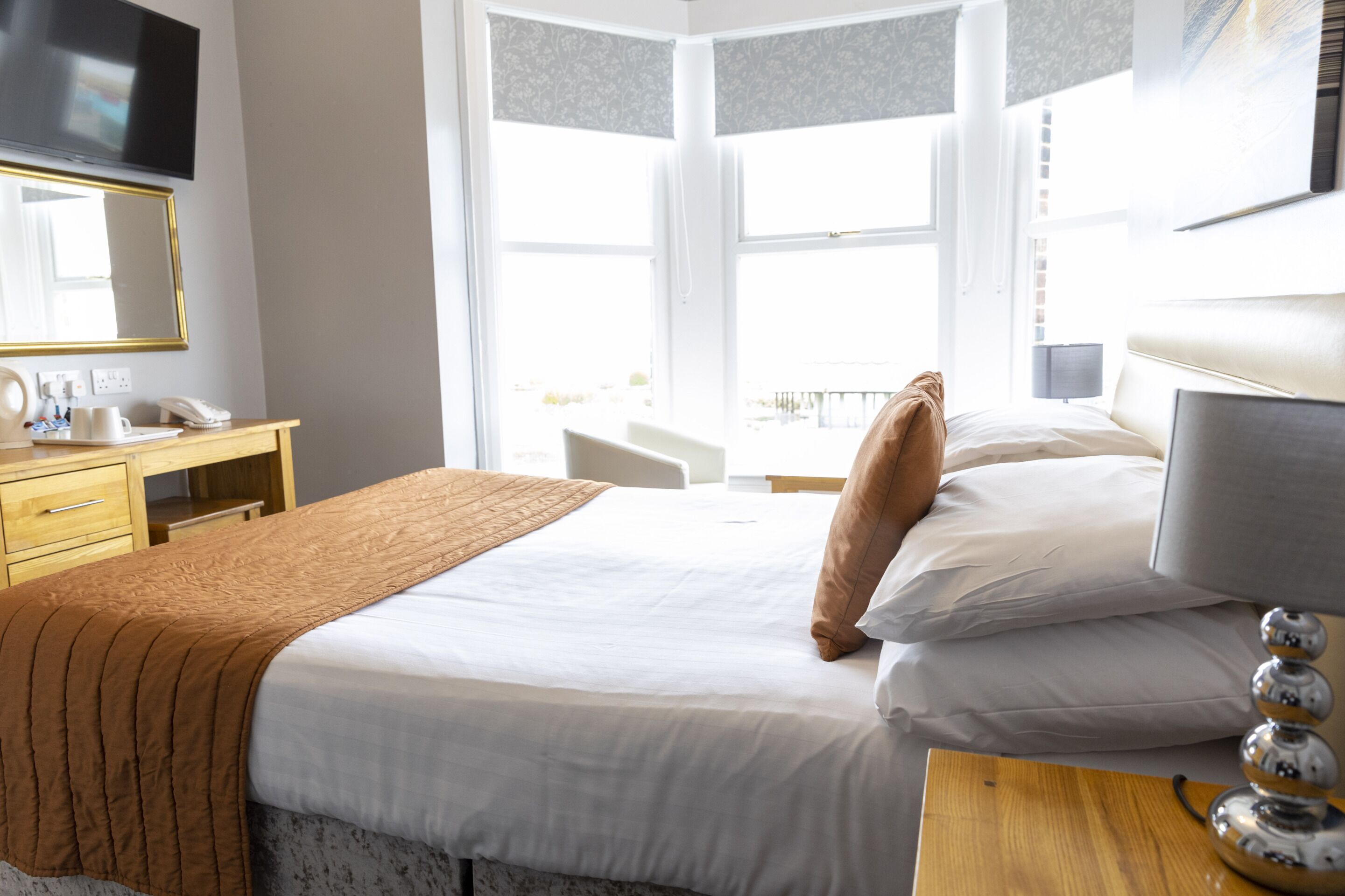 premium double room, ensuite, sea view | 1 bedroom