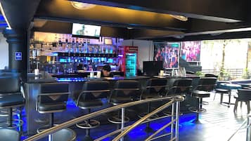 Bar (en la propiedad)
