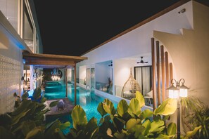 Suite, accesso alla piscina | Piscina | Piscina all'aperto