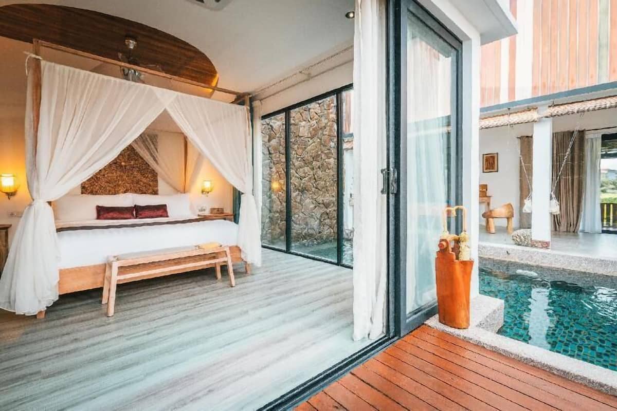 Articles gratuits dans le mini-bar, coffres-forts dans les chambres