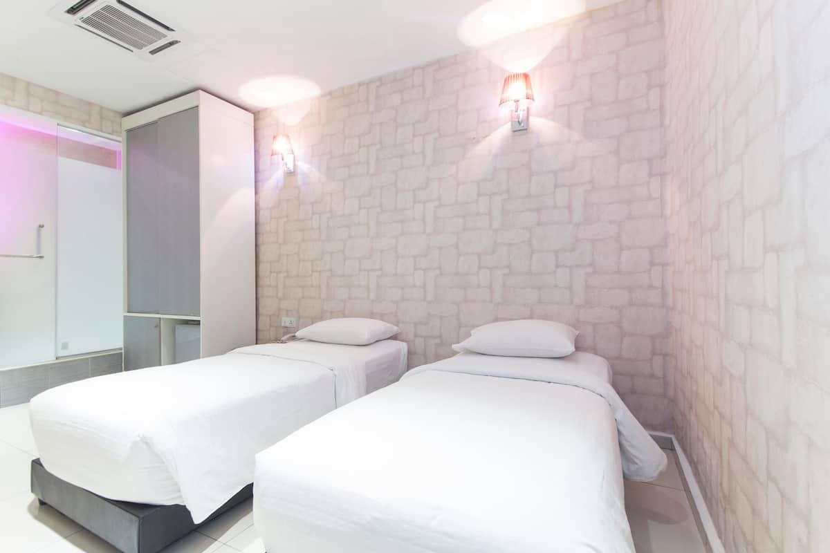 Standard Twin Room, 2 Single Beds | Premium bedding, Select Comfort beds, free WiFi