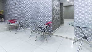 Lobby sitting area - Victory Exclusive Hotel (Kuala Lumpur)