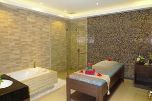 Couples treatment room(s)