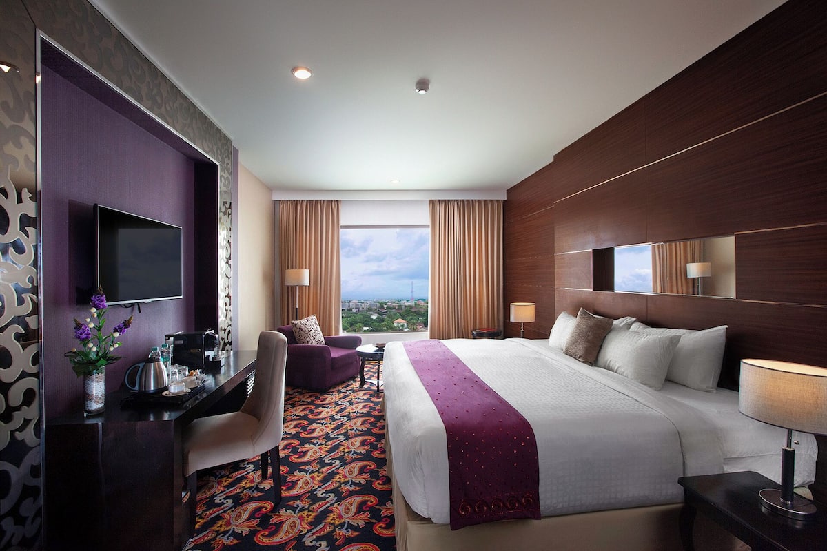 Junior Suite | Minibar, két bảo mật tại phòng, bàn, phòng cách âm 