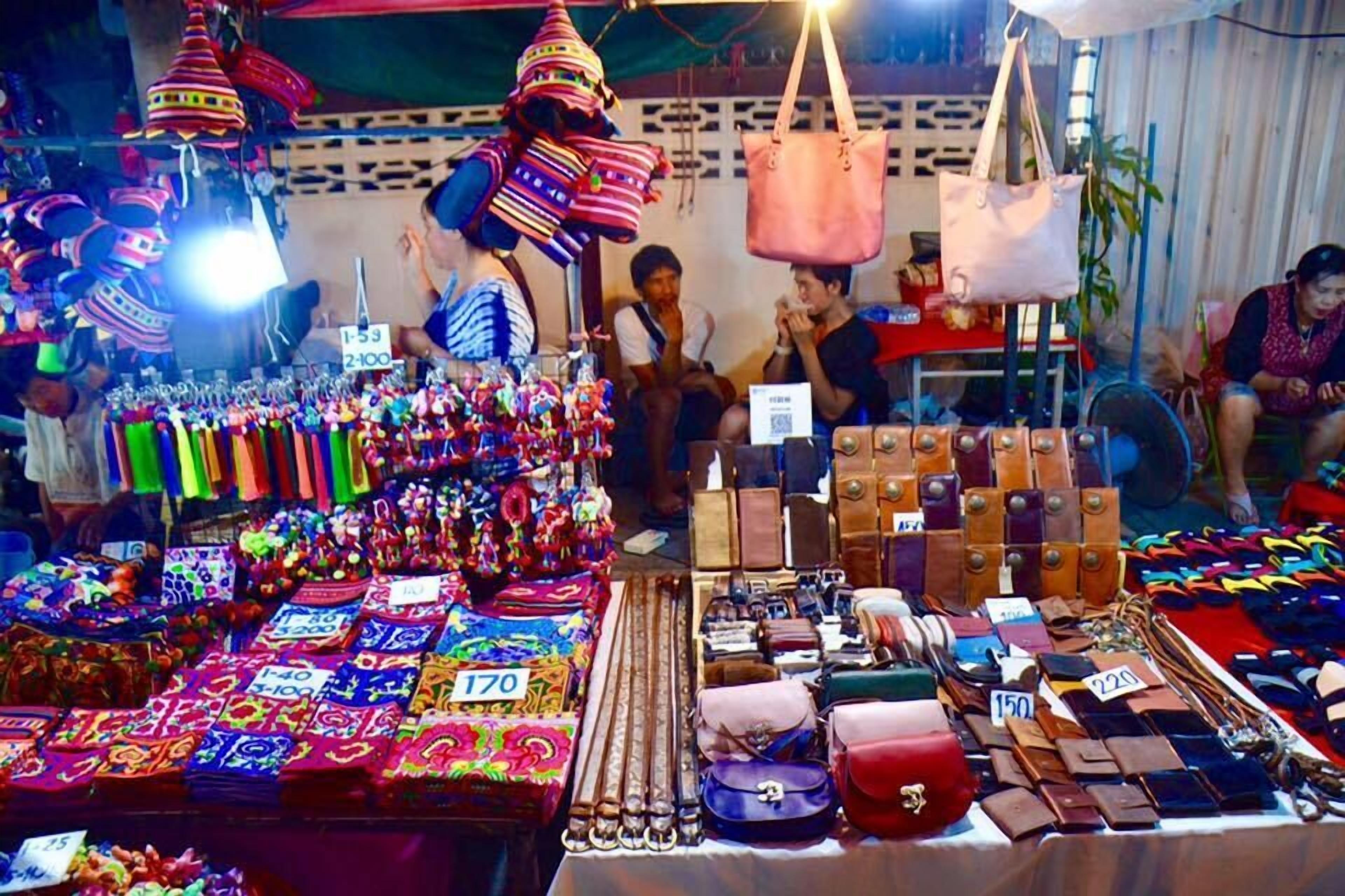 Photo - Tri Yaan Na Ros Colonial House