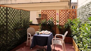 Superior Double Room, Terrace - Hotel Arenula (Rome)