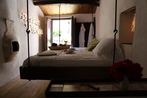 Exclusive Suite, 1 Double Bed (Spa Privata) | 1 bedroom, memory-foam beds, individually decorated - Wundergarten Dimora dei Frati (Gratteri)
