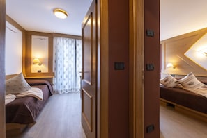 Familienzimmer (Mini) | 1 Schlafzimmer, Zimmersafe, kostenloses WLAN