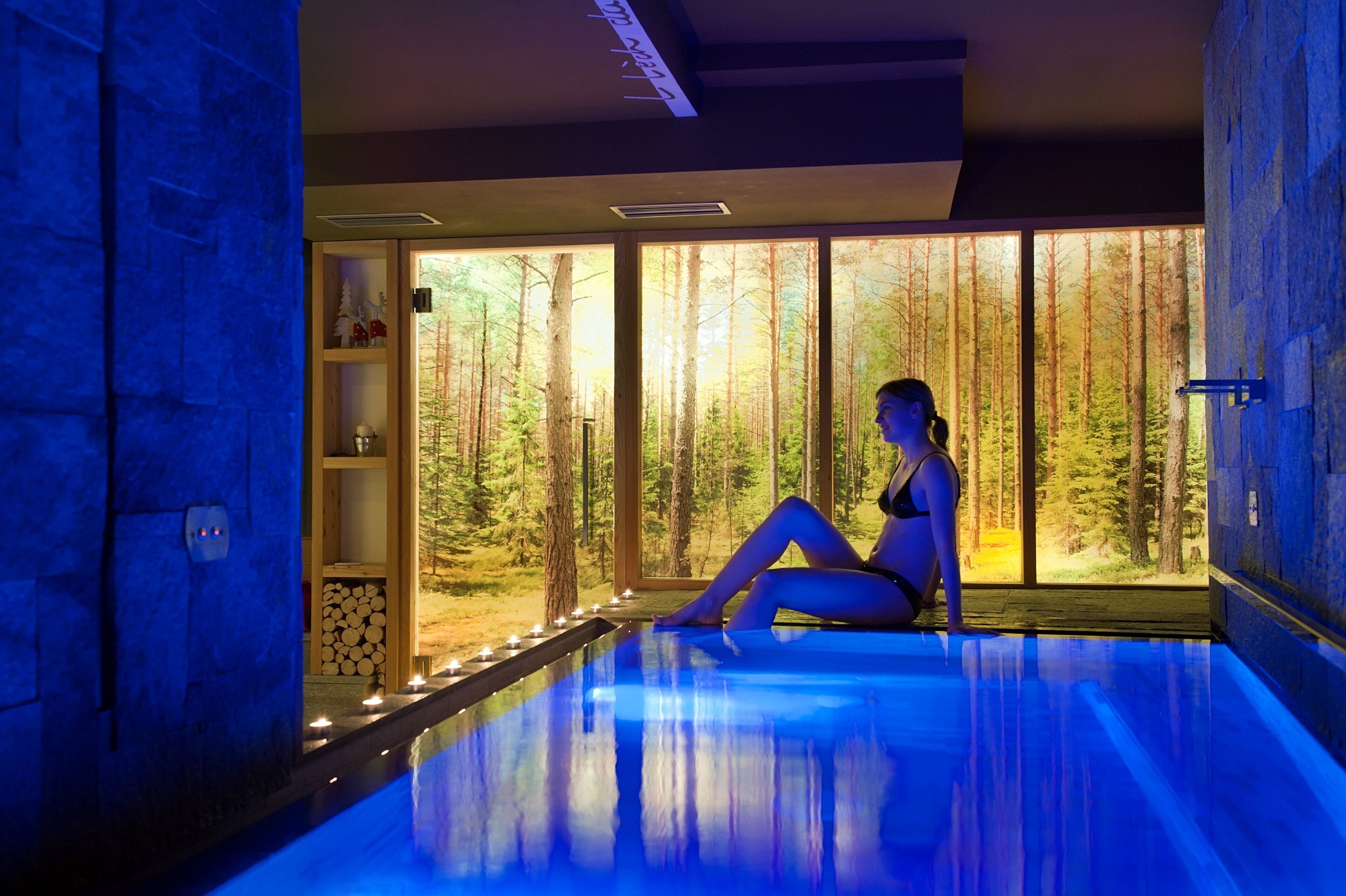 Sauna y tina de hidromasaje 