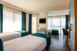 Standard Triple Room | View from room - Urban Hotel Bomonti (Istanbul)
