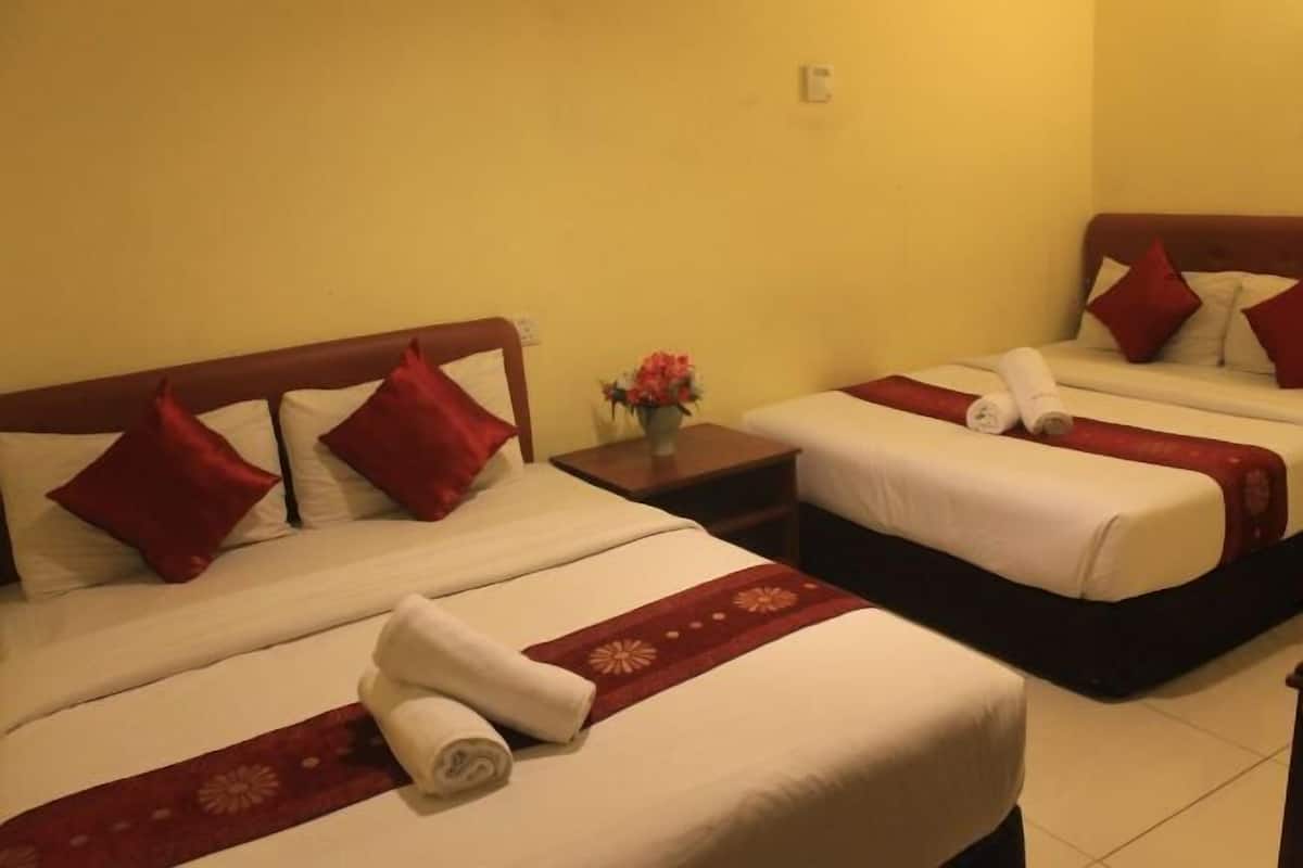 1 bedroom, in-room safe, desk, free WiFi