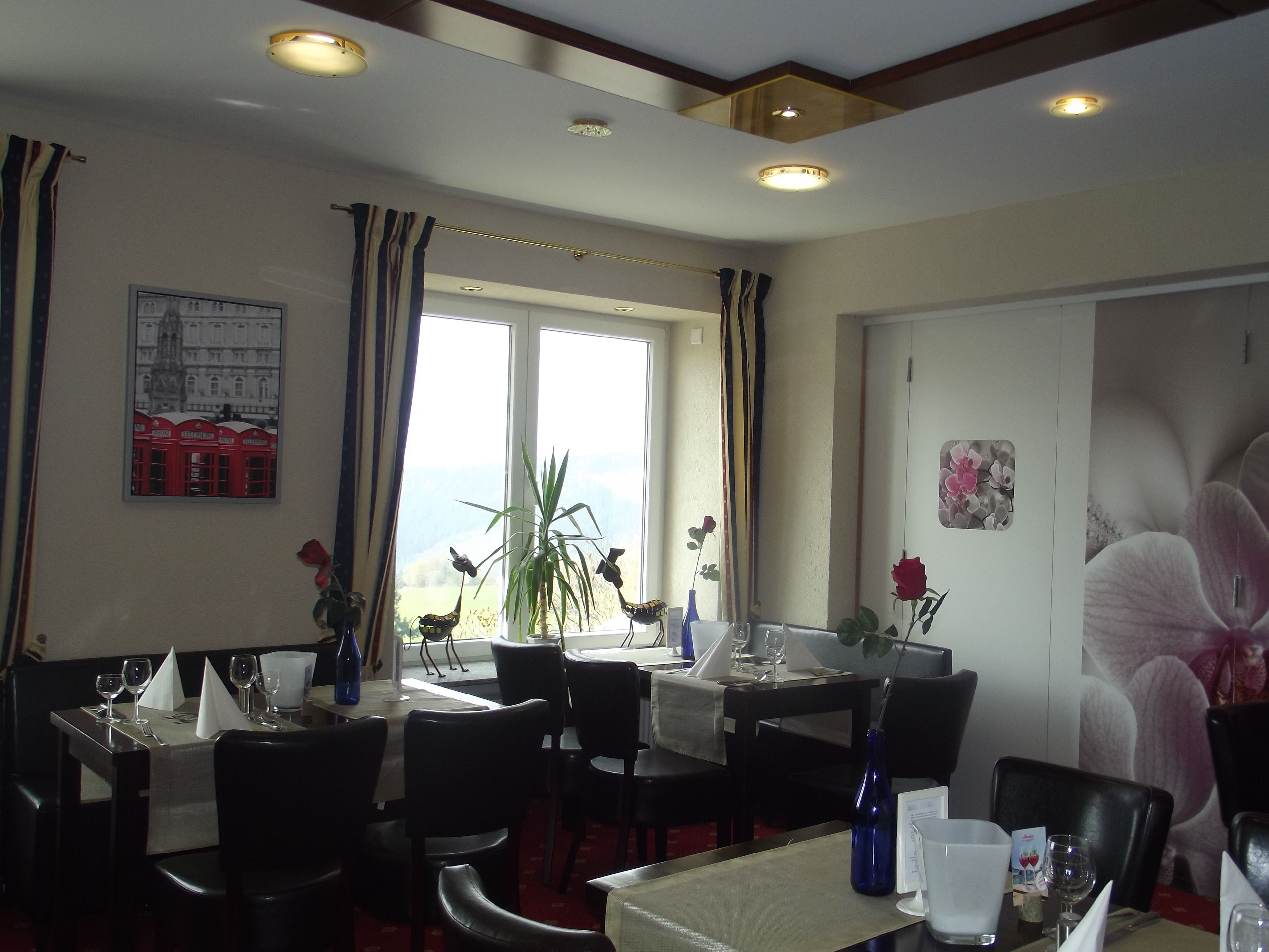 breakfast and dinner served