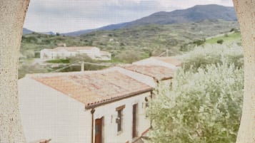 Classic-Doppelzimmer, Gartenblick | Kostenloses WLAN, Bettwäsche