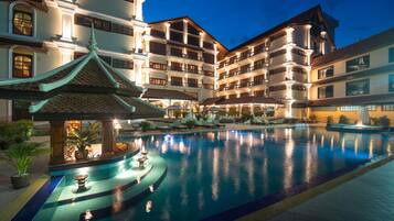 Front of property - evening/night