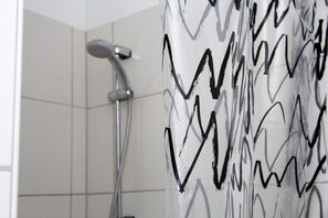 Doppelzimmer | Badezimmer