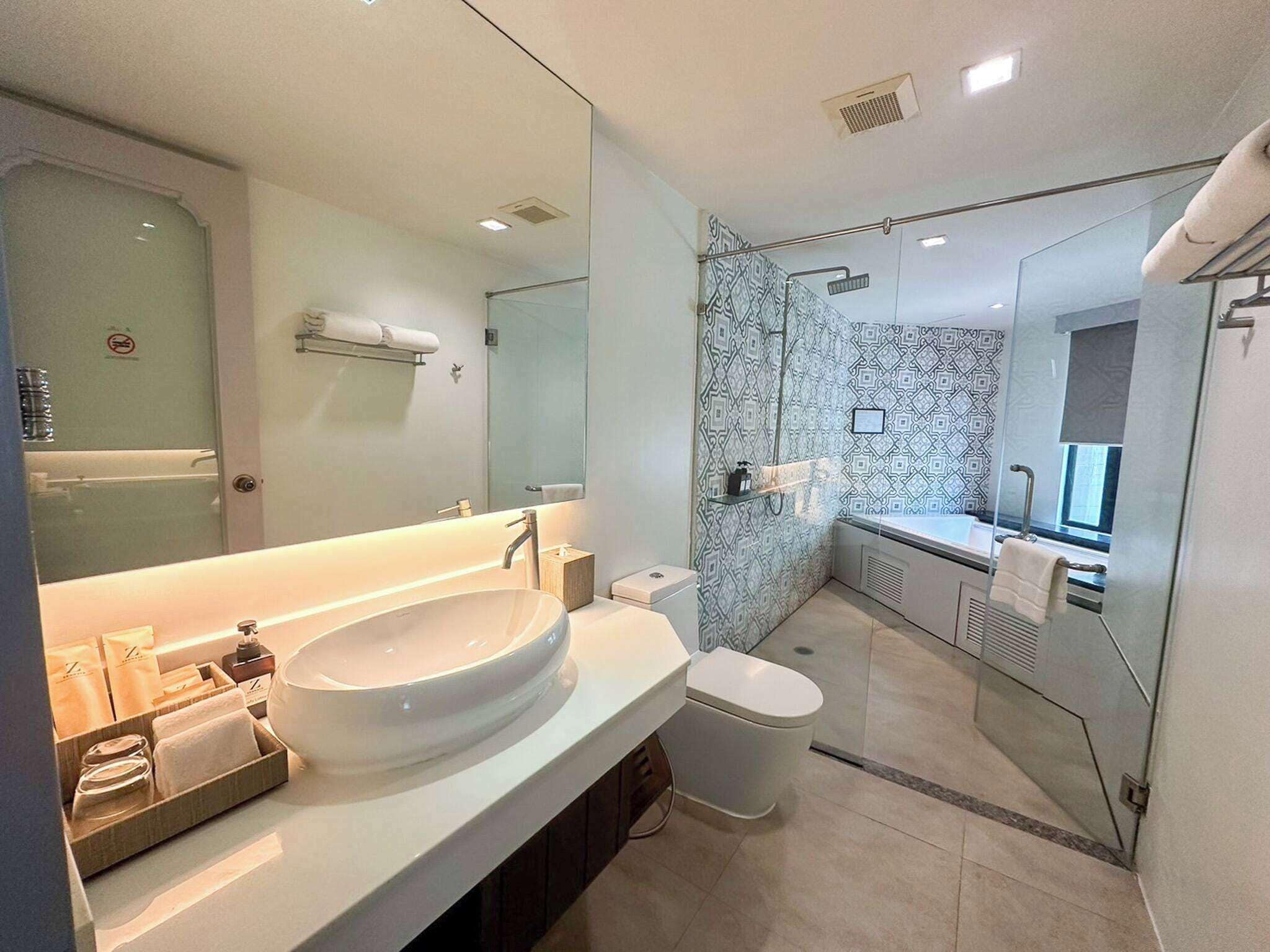 Foto - Zenmaya Oceanfront Phuket, Trademark Collection by Wyndham