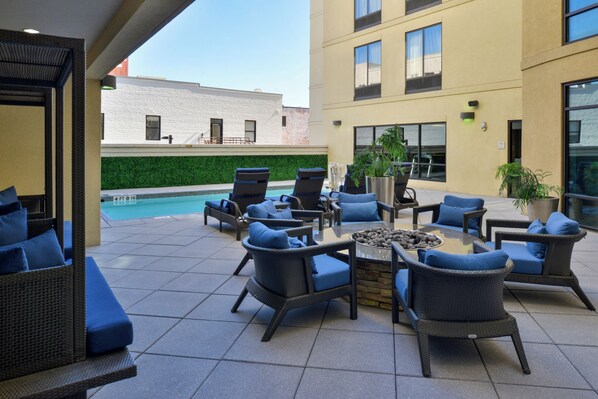 Terrace/patio - Courtyard by Marriott Wilmington Downtown/Historic District (Wilmington)