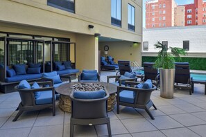 Terrace/patio - Courtyard by Marriott Wilmington Downtown/Historic District (Wilmington)